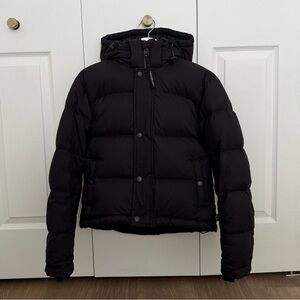 Aritzia Super Puff Shorty 2XS Black Hooded Jacket